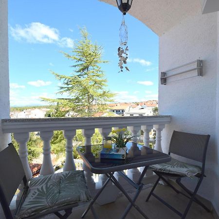 Apartments Pavic Malinska Εξωτερικό φωτογραφία