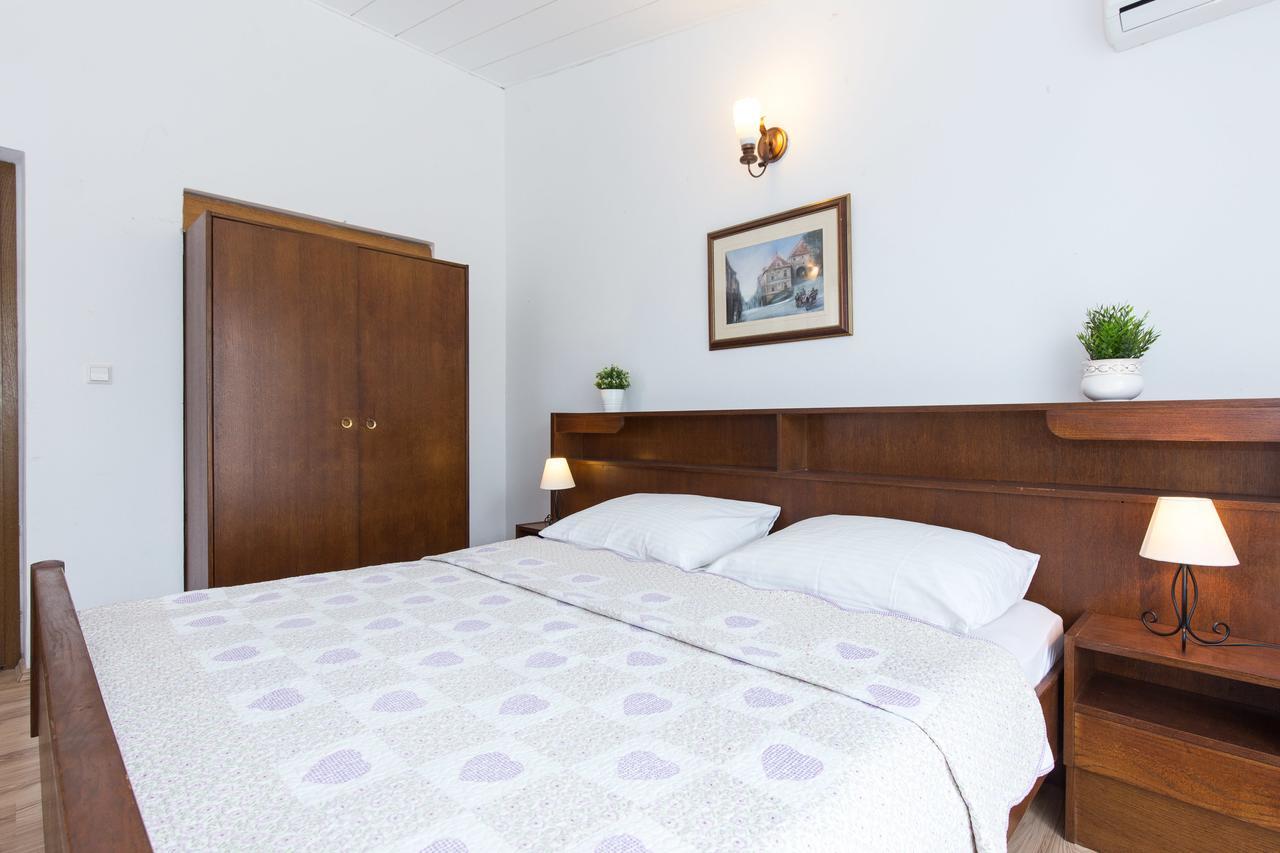 Apartments Pavic Malinska Εξωτερικό φωτογραφία