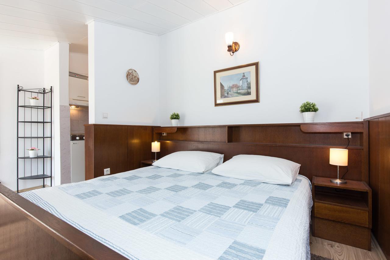 Apartments Pavic Malinska Εξωτερικό φωτογραφία